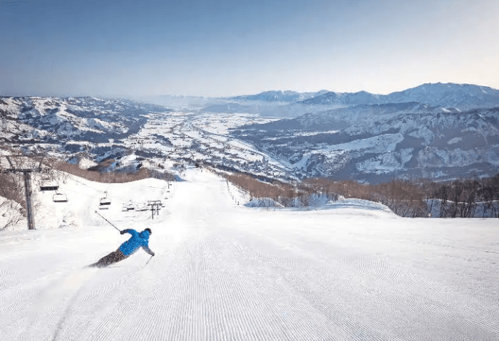 苗場 滑雪 場​