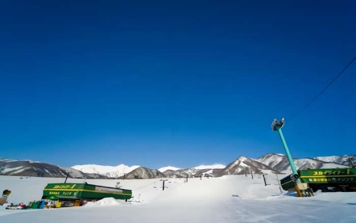 栂 池 高原 滑雪 場