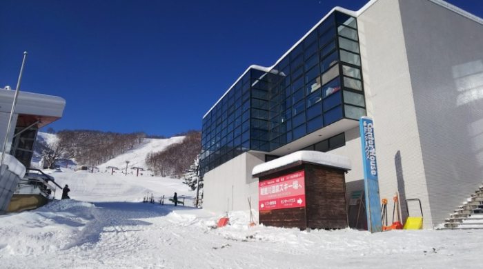 朝里川溫泉滑雪場營業時間